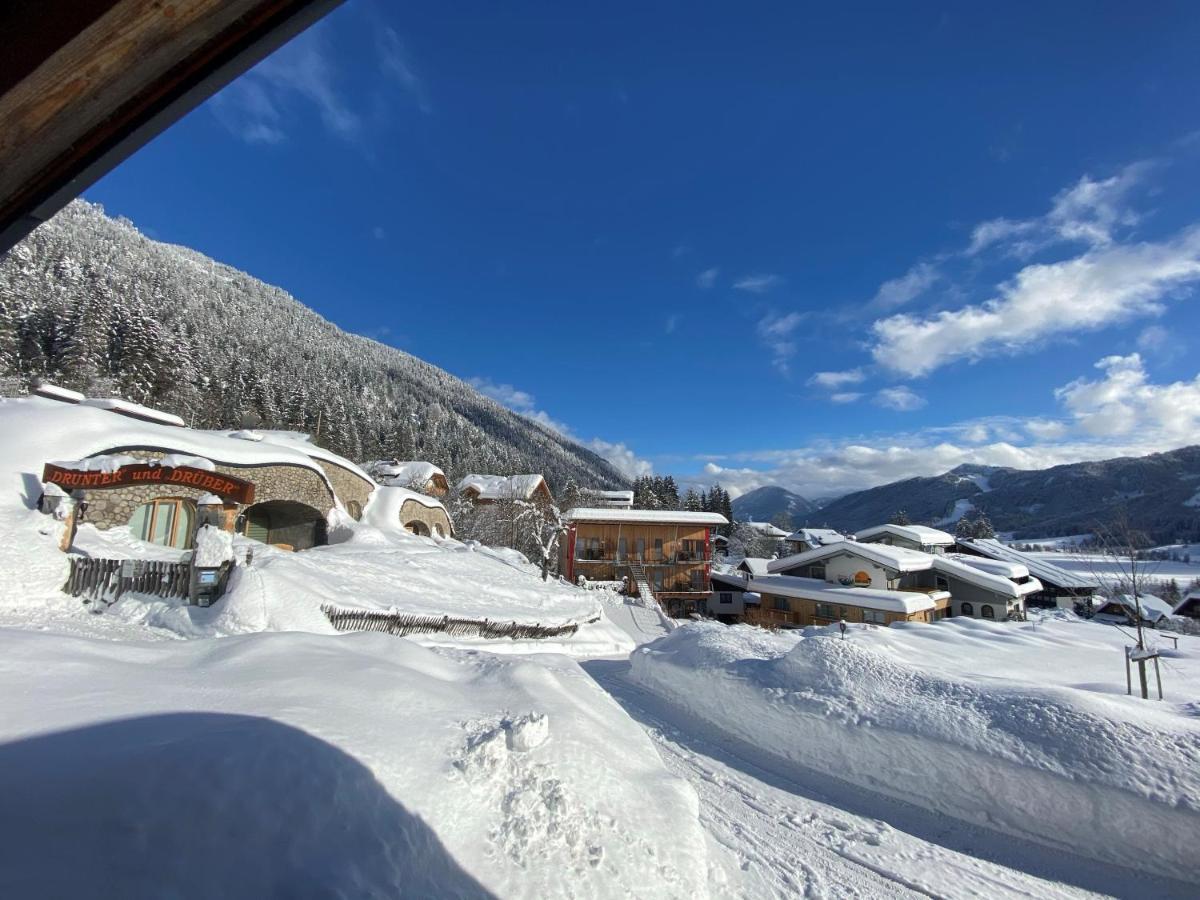 Erdhaeuser Und Apartments Mit Seeblick Und Alleinlage Weissensee Bagian luar foto