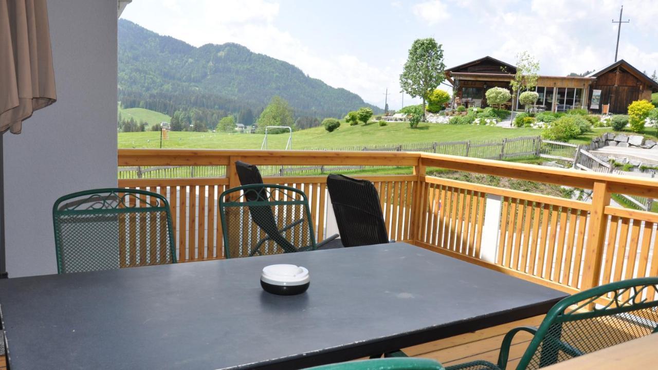 Erdhaeuser Und Apartments Mit Seeblick Und Alleinlage Weissensee Bagian luar foto