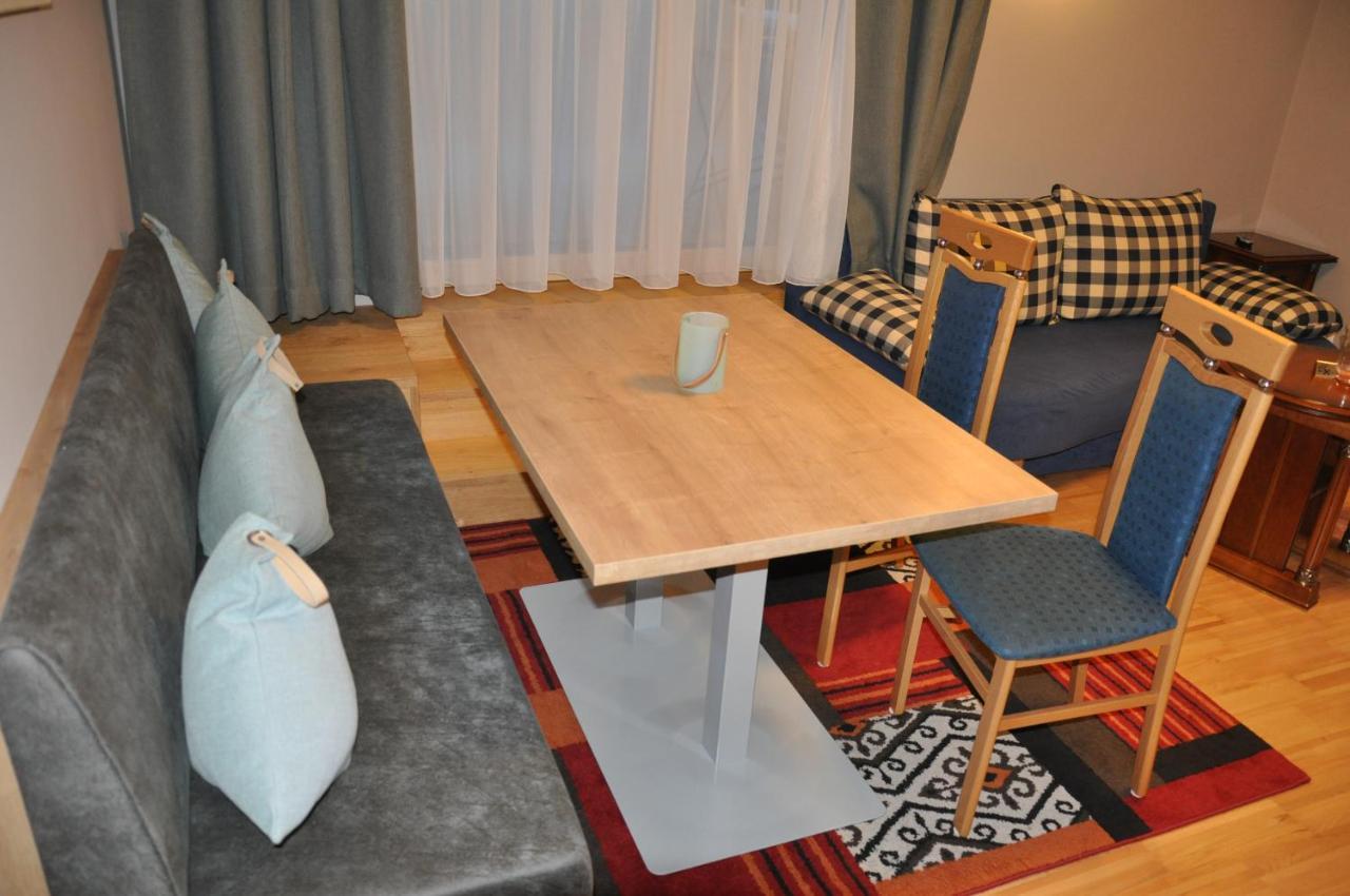 Erdhaeuser Und Apartments Mit Seeblick Und Alleinlage Weissensee Bagian luar foto